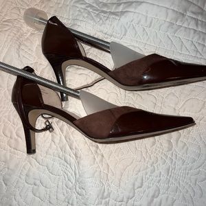 UGC; Anne Klein w/ a Small heel